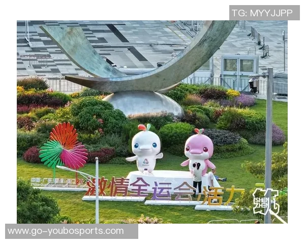 深圳开放的足球场助力全民健身与社区互动提升城市活力与友好氛围